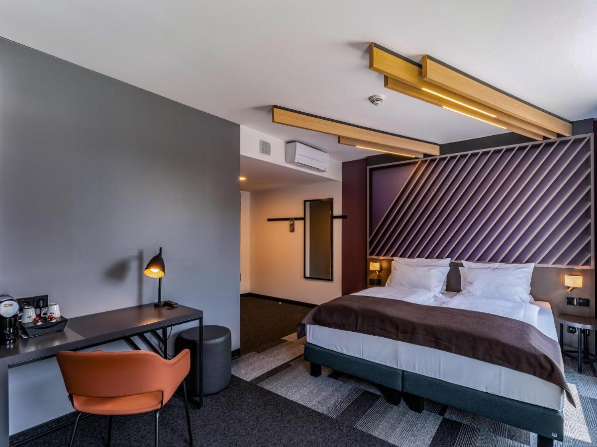 B&B Hotel Villingen-Schwenningen Bagian luar foto