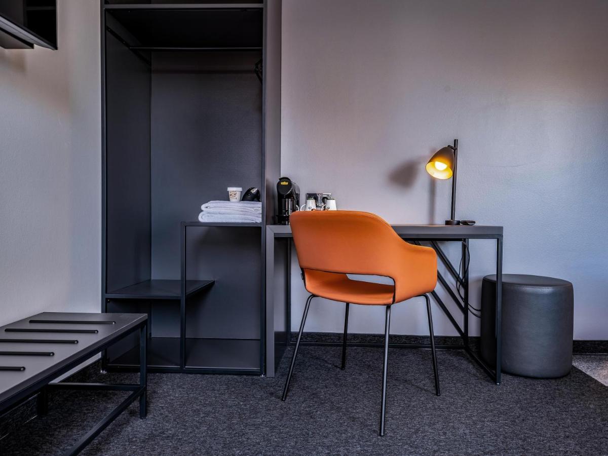 B&B Hotel Villingen-Schwenningen Bagian luar foto