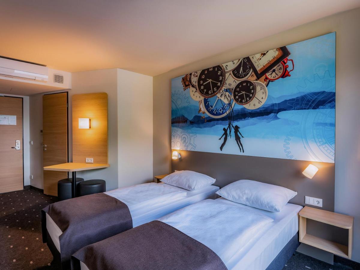 B&B Hotel Villingen-Schwenningen Bagian luar foto
