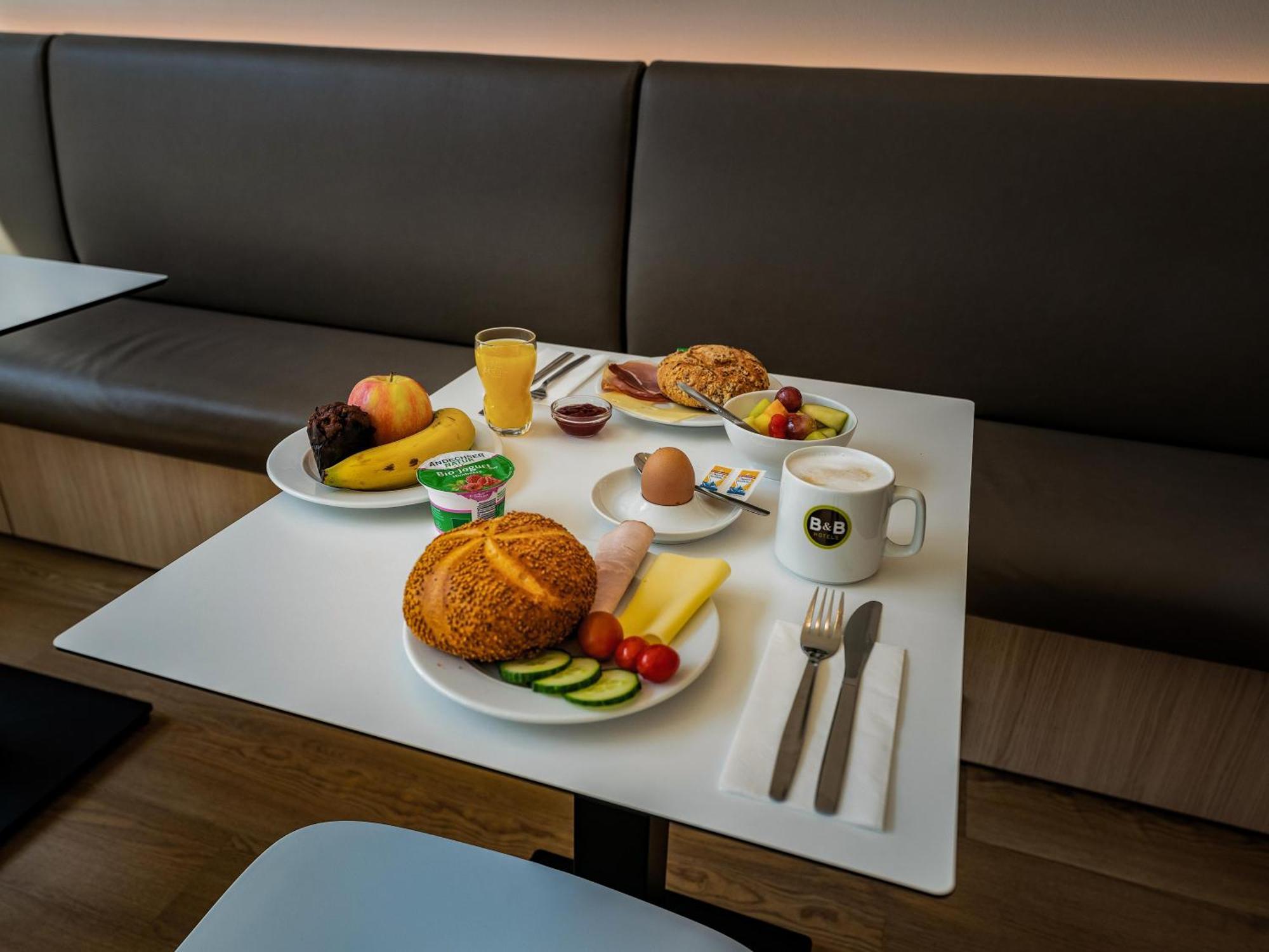 B&B Hotel Villingen-Schwenningen Bagian luar foto