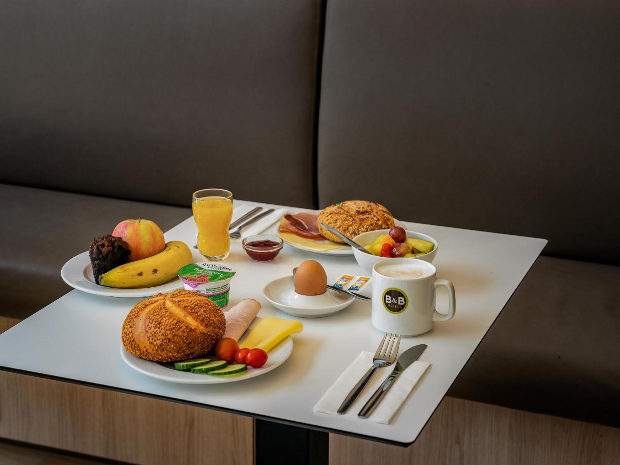 B&B Hotel Villingen-Schwenningen Bagian luar foto